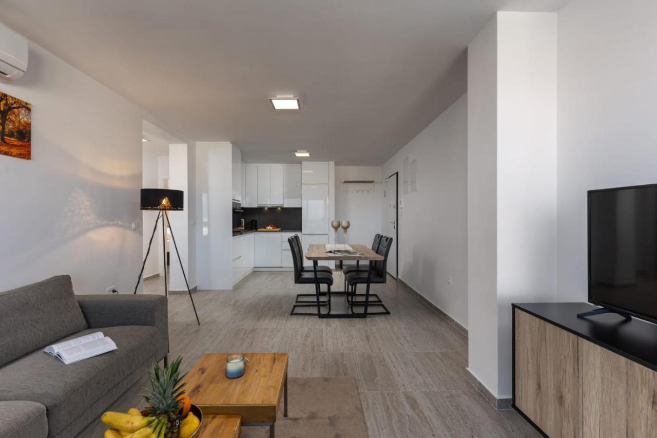 Apartments Cesare Nin Kültér fotó