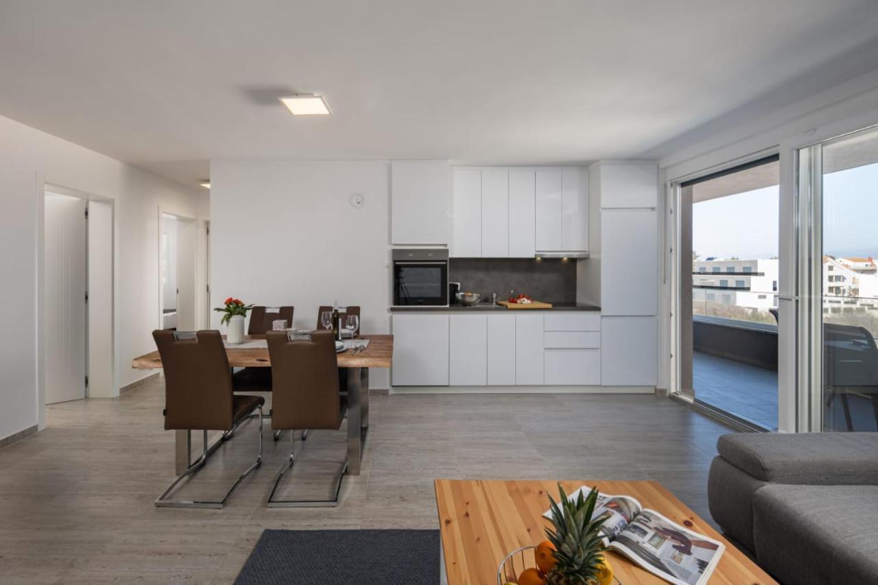 Apartments Cesare Nin Kültér fotó