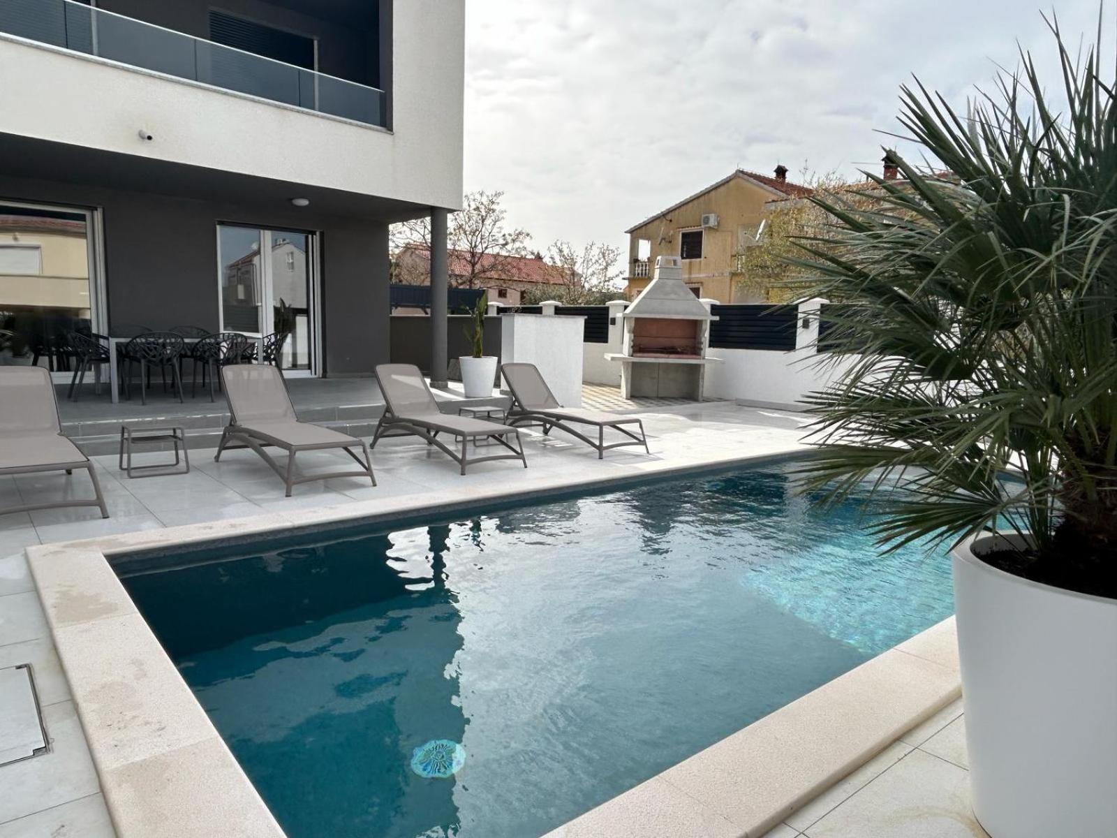 Apartments Cesare Nin Kültér fotó