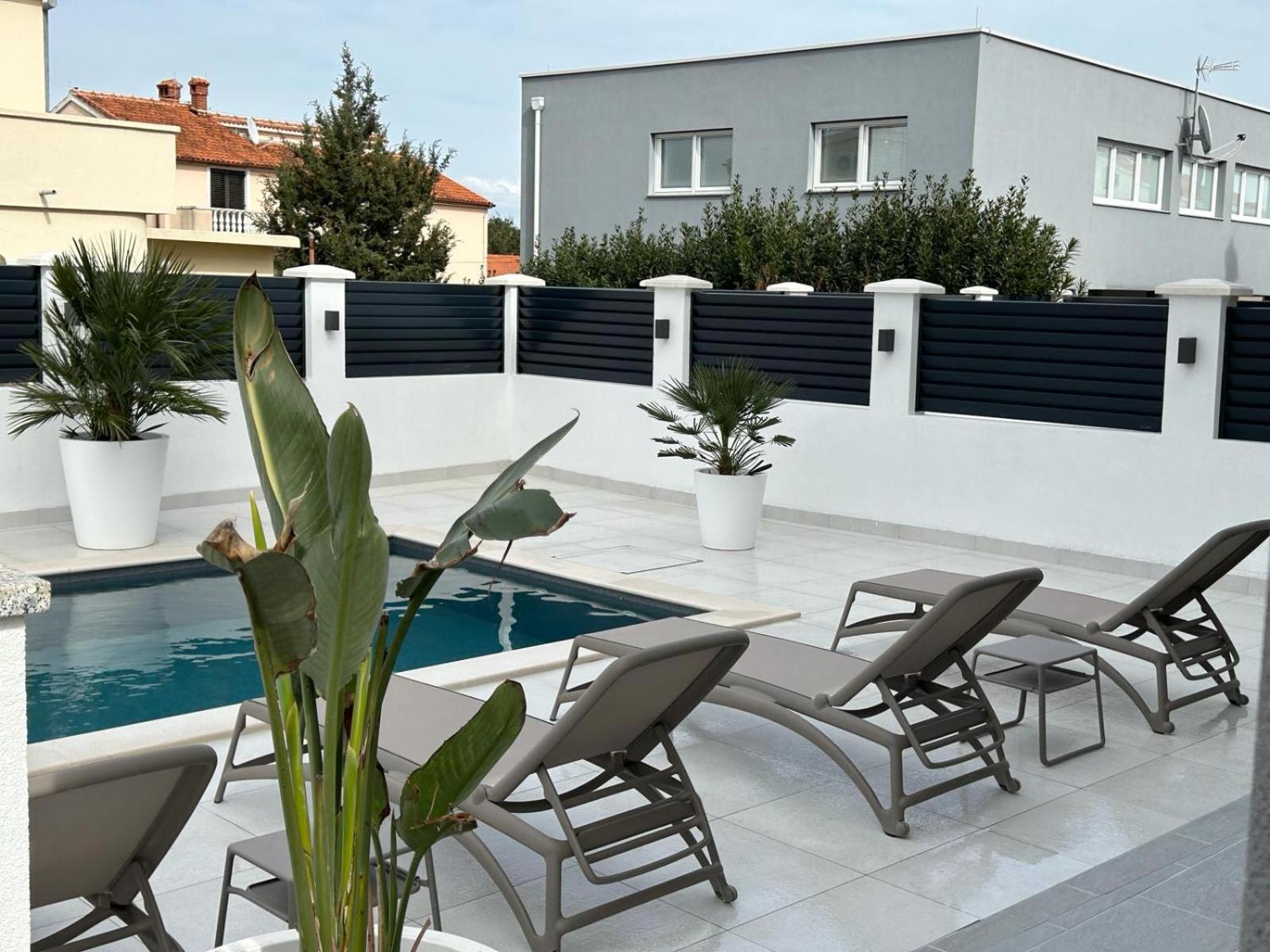 Apartments Cesare Nin Kültér fotó